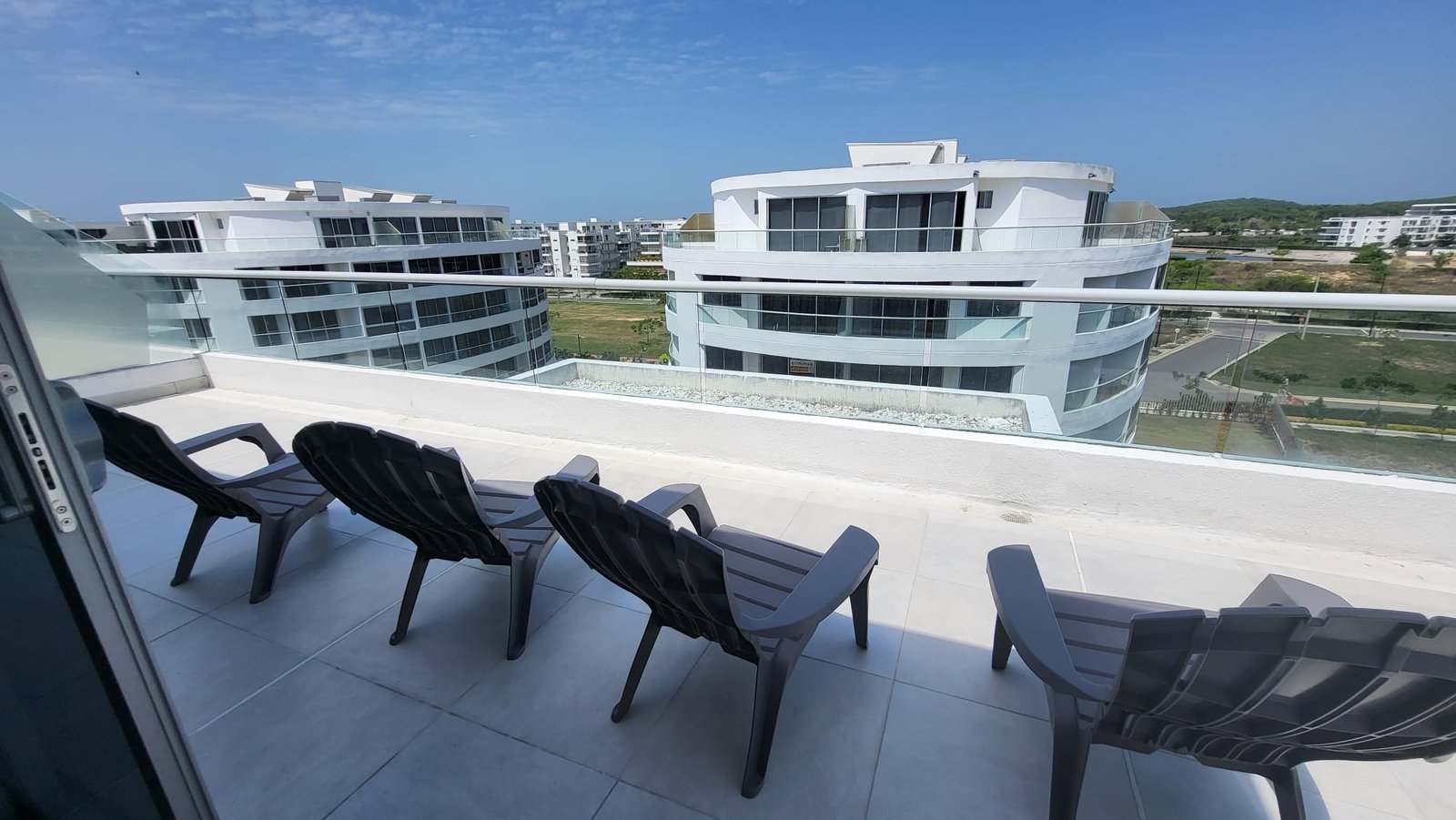 APARTAMENTO_EN_SERENA_DEL_MAR_CARTAGENA_COLOMBIA