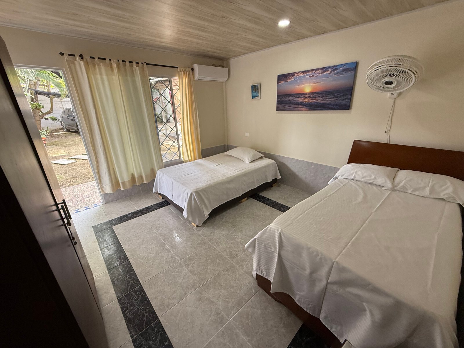 CASA_EN_LA_BOQUILLA_CARTAGENA_CON_3_APARTAMENTOS