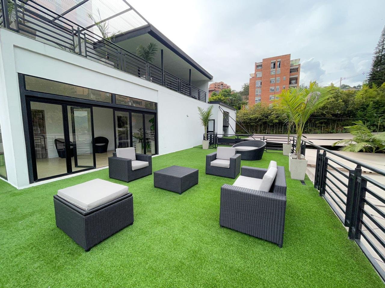 CASA_DE_LUJO_EN_LAS_PALMAS_MEDELLIN