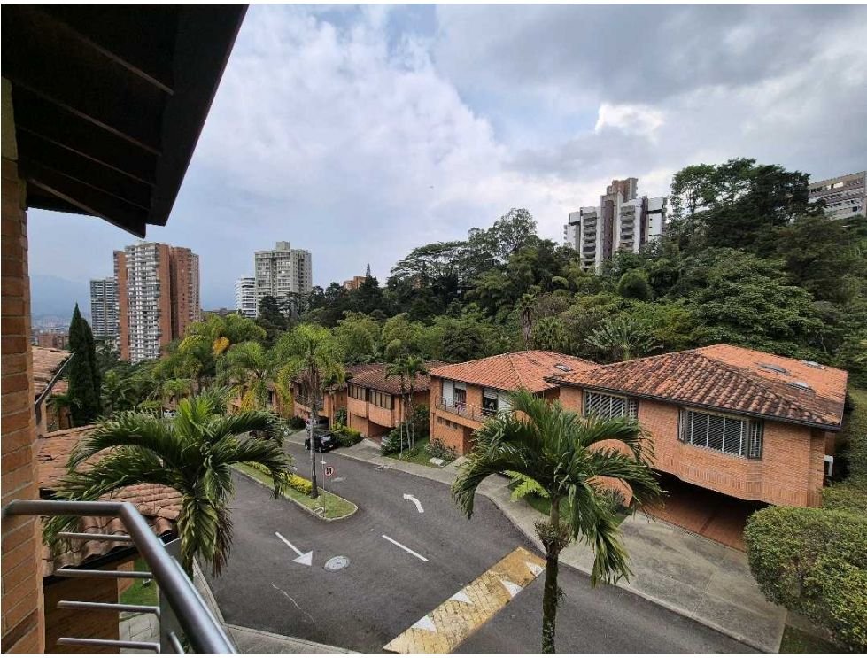 CASA_EN_EL_POBLADO_SAN_LUCAS_MEDELLIN