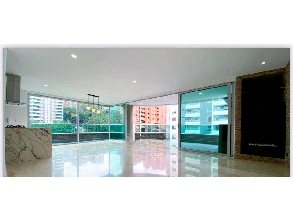 APARTAMENTO_CON_GRAN_BALCON_EN_EL_POBLADO_CASTROPOL