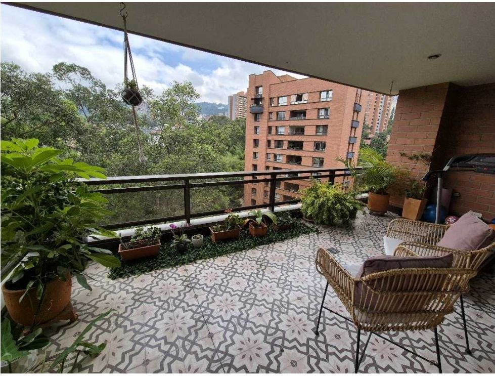 APARTAMENTO_REMODELADO_CON_BALCON_VISTA_VERDE_POBLADO_TOMATER