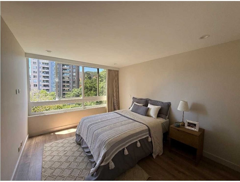 APARTAMENTO_REMODELADO_EN_EL_POBLADO_LA_INFIERIOR_MALL_VERONA