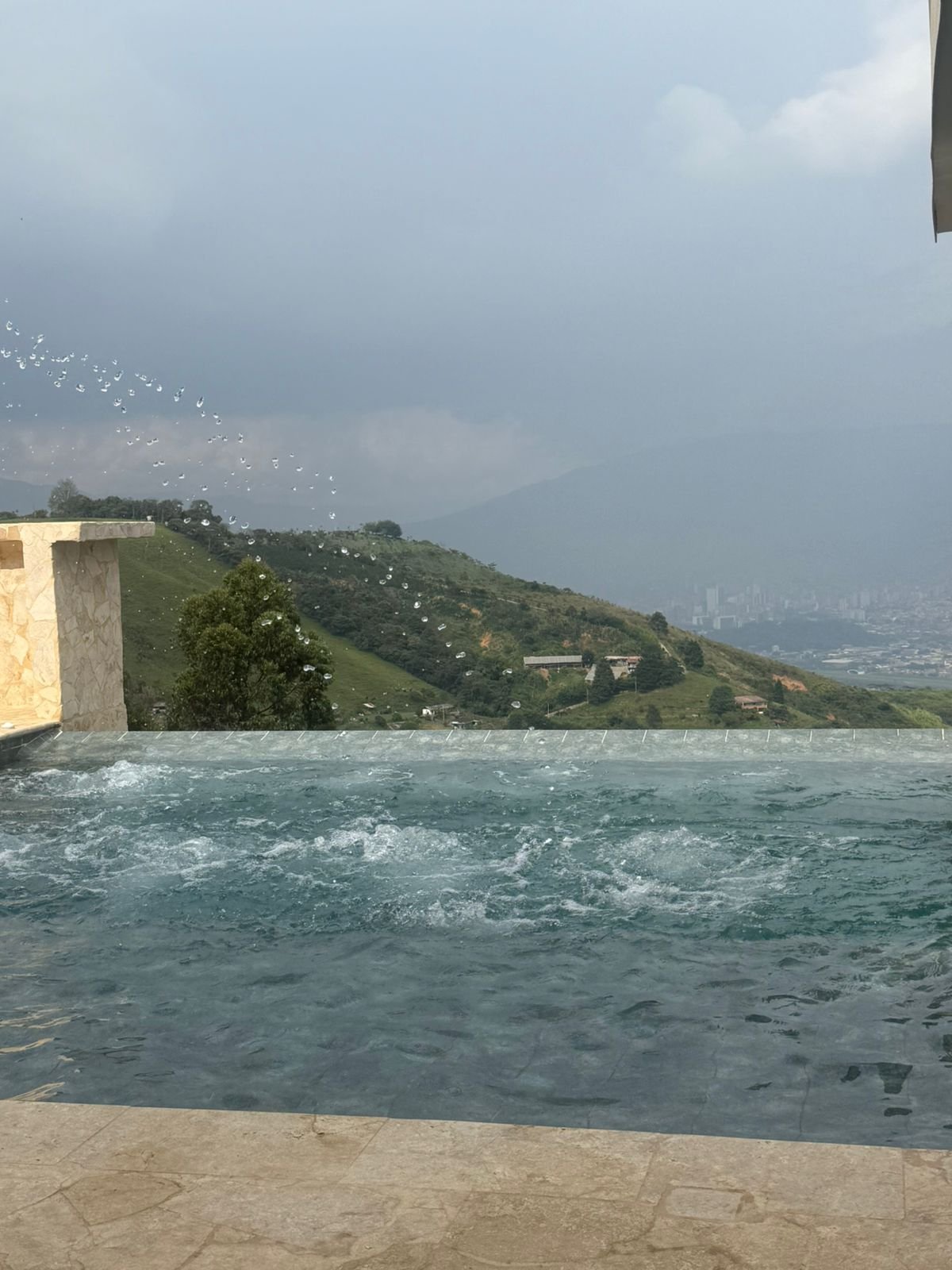 LA_DOLCE_VITA_SKY_MEDELLIN_COLOMBIA