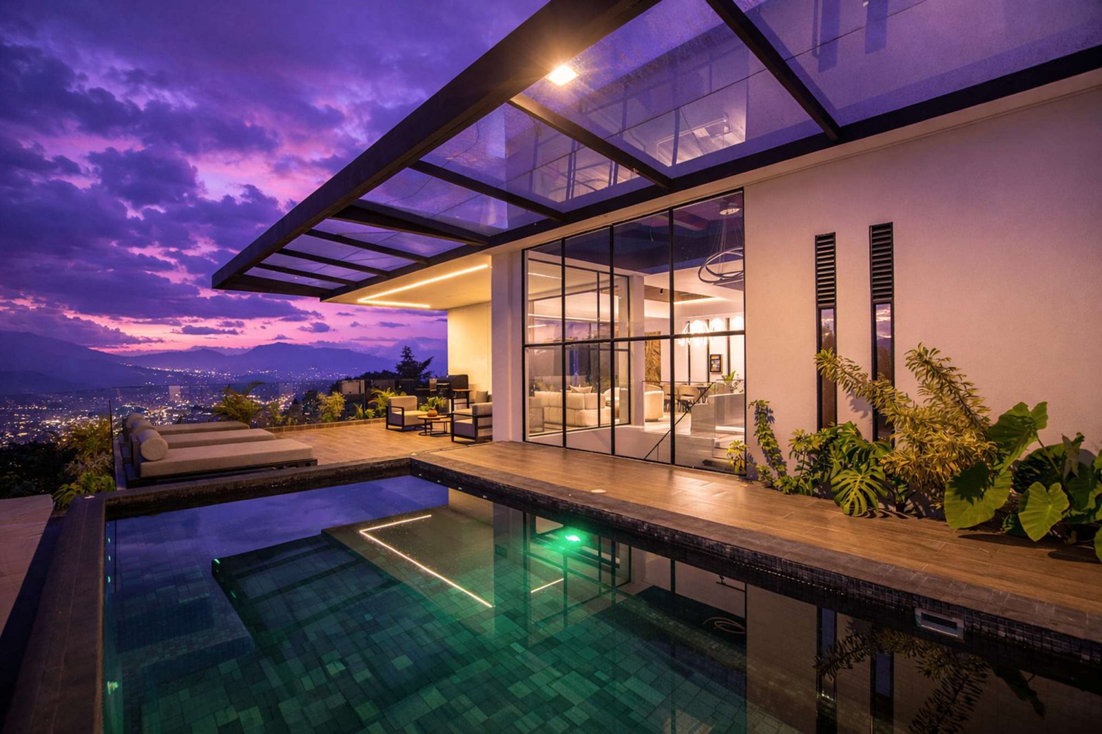 CASA_MANSION_EN_ENVIGADO_COLOMBIA